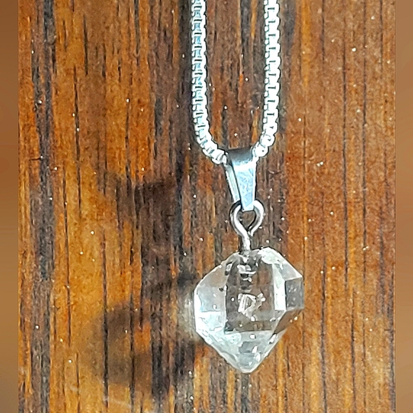 Herkimer Diamond Pendant 💎 ✨️ Natural High Quality 8.10ct VVS-SI - Picture 5 of 9